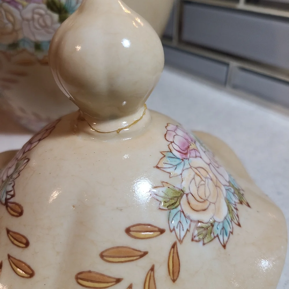 Floral Ceramic Vase with Pastel Accents With Lid